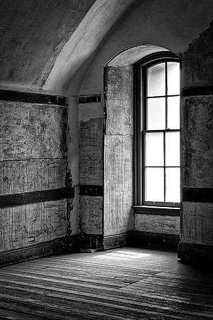 Fort Point, 325-020