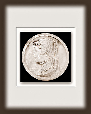 271 - Lady with Necklace