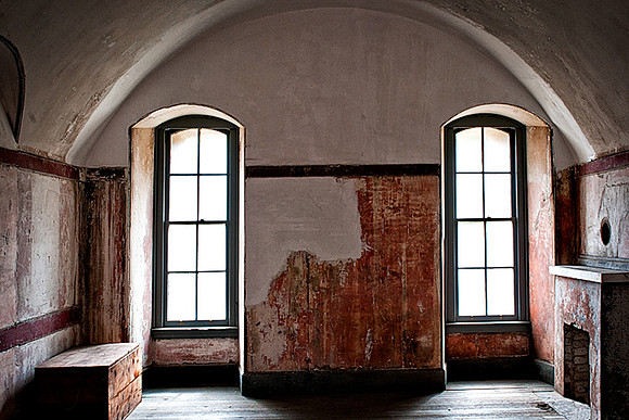 Fort Point, 325-016